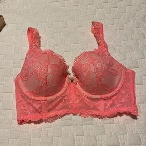 Pink sexy Victoria’s Secret bar